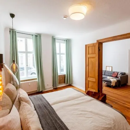No1 Apartment *